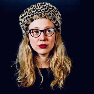 Meet your Posher, Annie